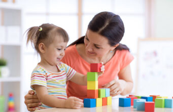 Hiring a Nanny in Palm Beach: A Luxury Investment in Family and Lifestyle